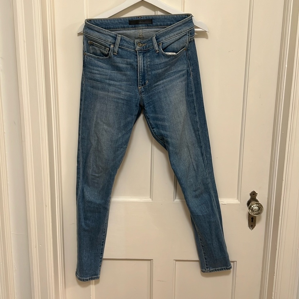 Joe’ The Icon Mid Rise Skinny Ankle jeans